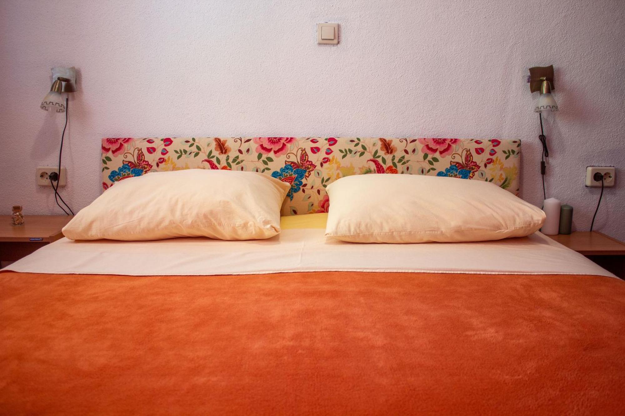Divna Apartments&Rooms Račišće Buitenkant foto