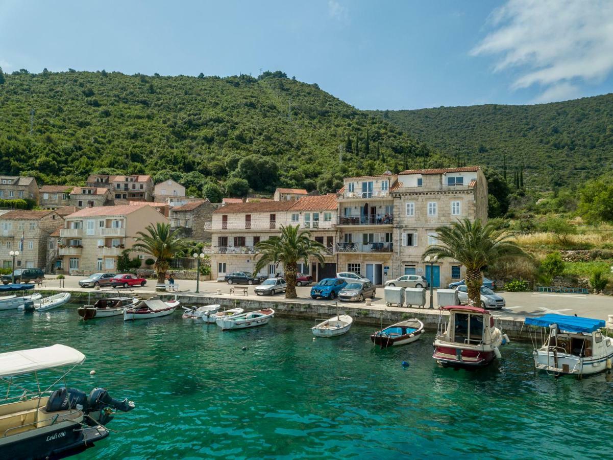 Divna Apartments&Rooms Račišće Buitenkant foto